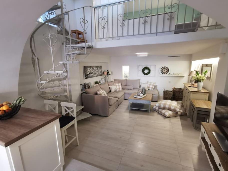 فيلا The Minty Door Boutique House ناوسا المظهر الخارجي الصورة